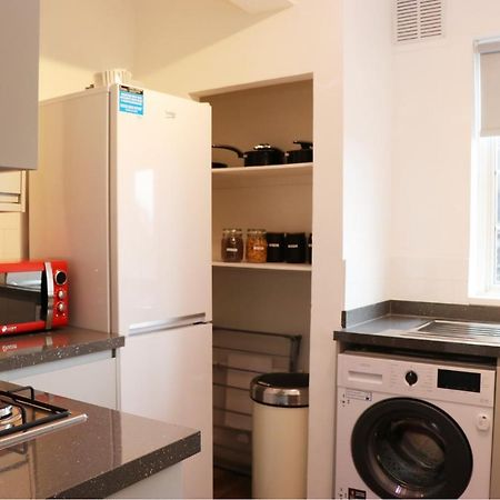 Modern Newgate Apartments - Kingsbury Underground, All Local Amenities On Your Doorstep Harrow Eksteriør billede