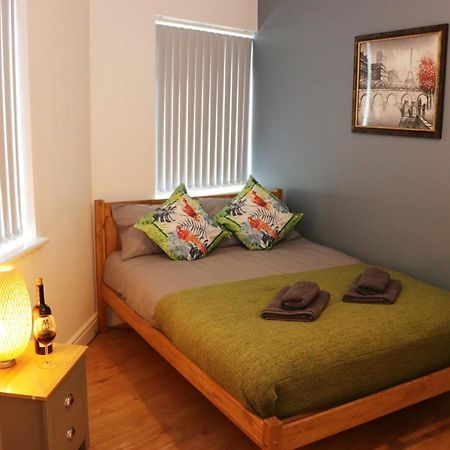 Modern Newgate Apartments - Kingsbury Underground, All Local Amenities On Your Doorstep Harrow Eksteriør billede